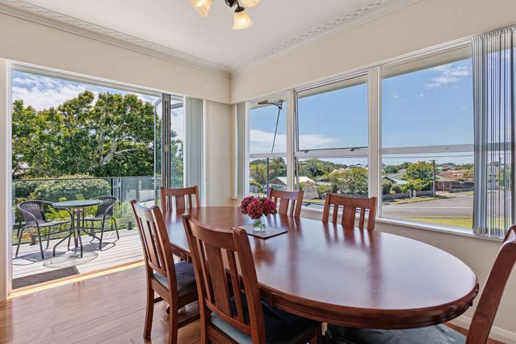 18a Dartmoor Avenue Westown_14