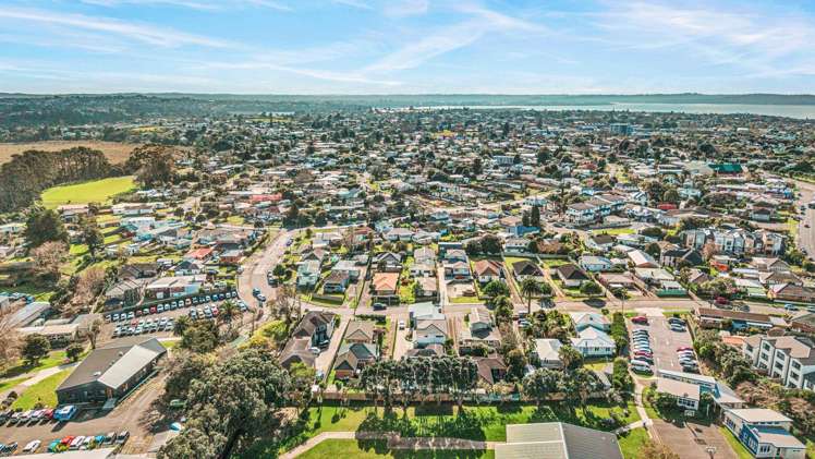 10B Kotuku Street Te Atatu Peninsula_33