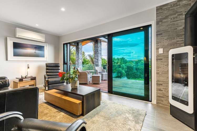 1079 Kahikatea Flat Road Waitoki_11