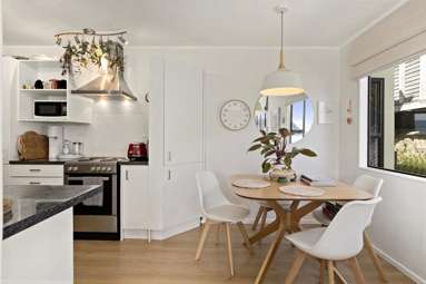 2/238 The Esplanade_4