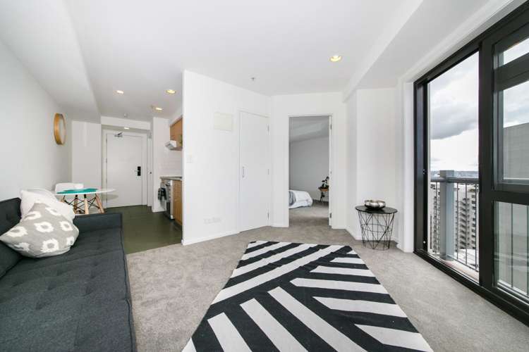 14f/2 Eden Crescent Auckland Central_6