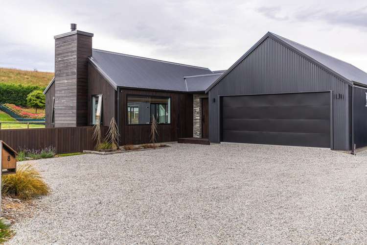 8 Mulbury Way_0