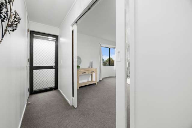 1/63a Colwill Road Massey_4