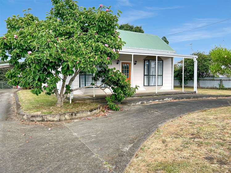 8 Edinburgh Street Dannevirke_16