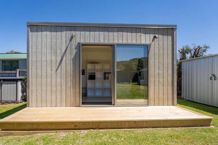 117 Winslow Place Matarangi_19