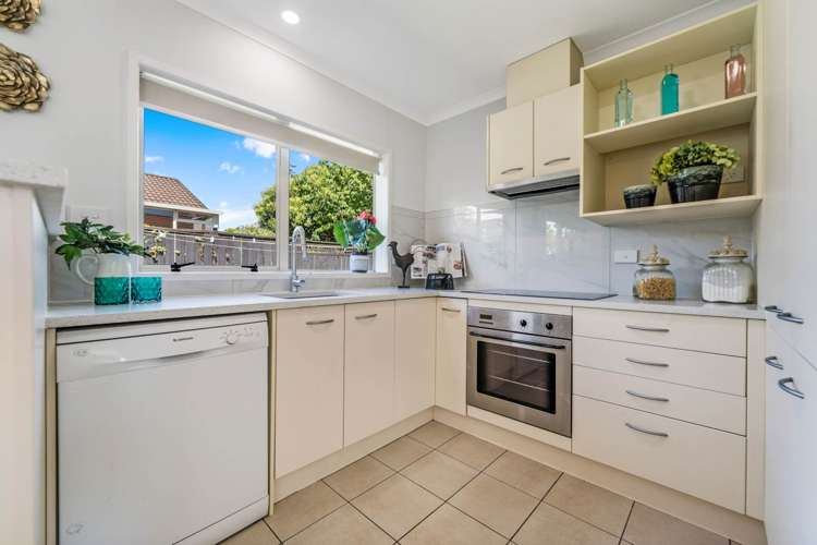 75 Sheriff Place Randwick Park_7