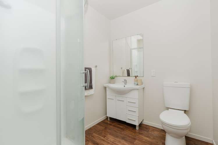 6A Gazeley Avenue Silverdale_10