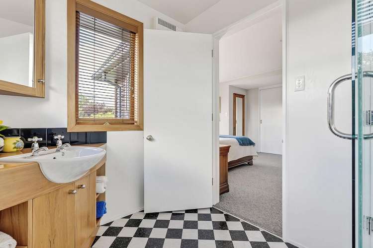 18 Kowhai Drive Wanaka_16