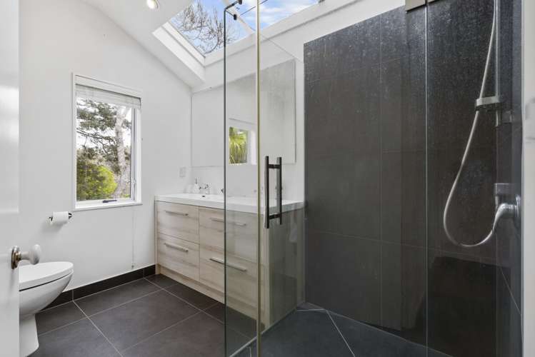 47 Evelyn Road Cockle Bay_13