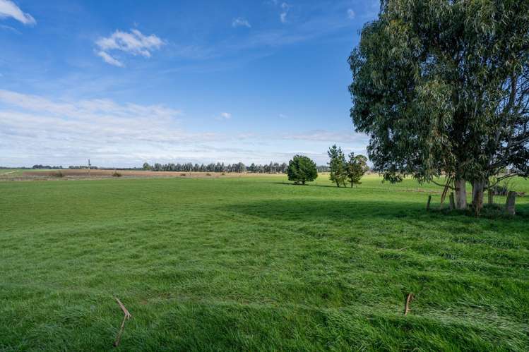 299 Oteramika Road Seaward Bush_19