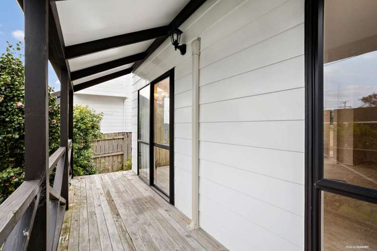 2/4 Manuka Road Glenfield_4