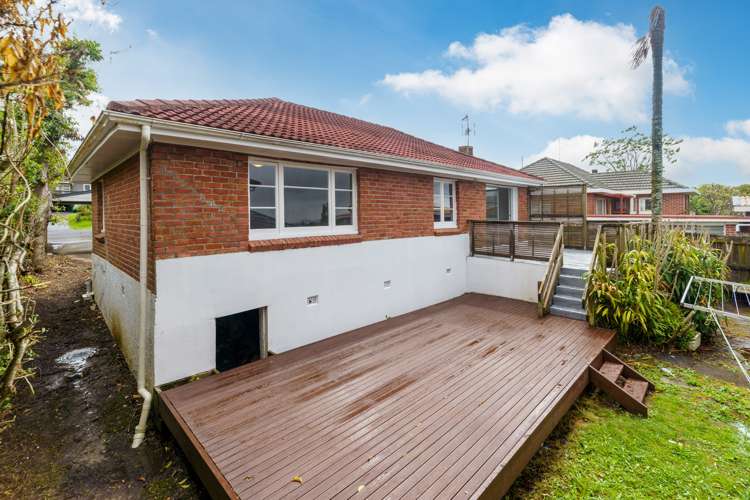 5 Riverview Road New Lynn_17