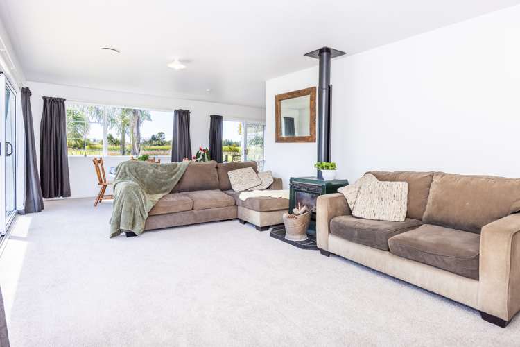 78 Higginson Road Ngahinapouri_9