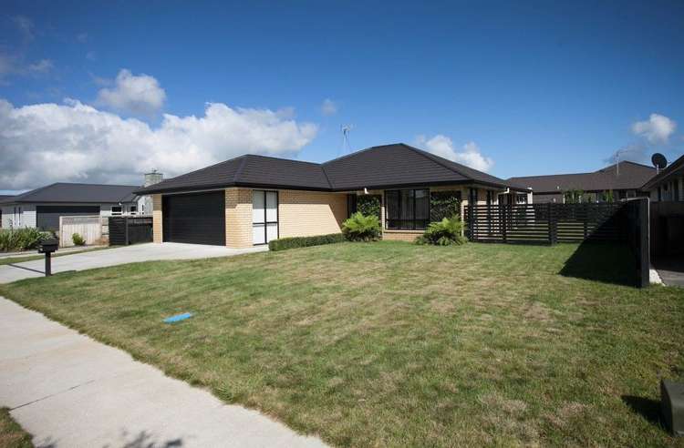 51 West Thompson Street Leamington_14