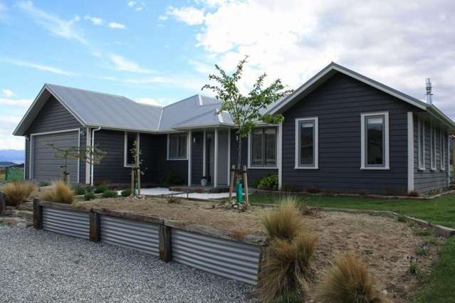 MT PISA CROMWELL - 3 BEDROOMS