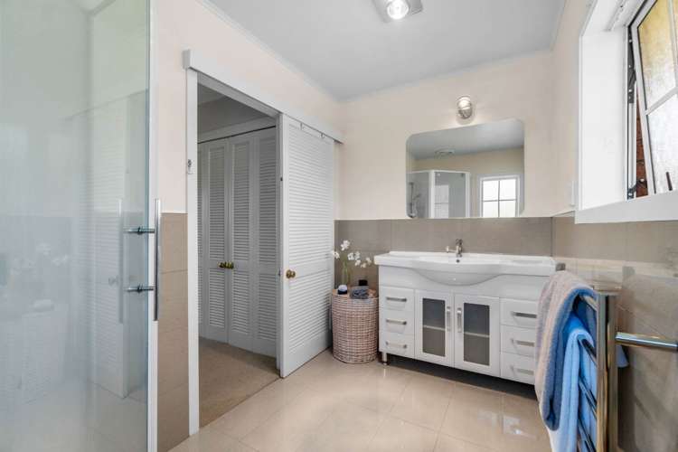 139 Golf Road Titirangi_17