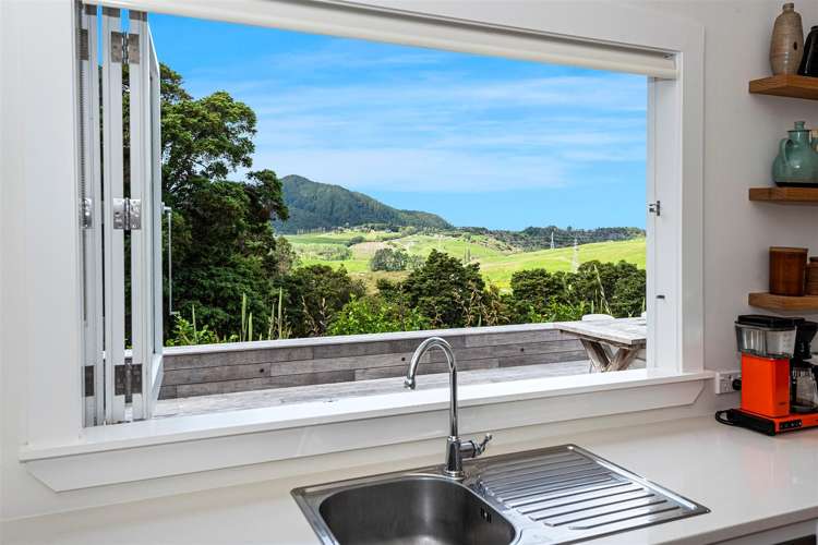 221 Mountain Road Maungaturoto_8