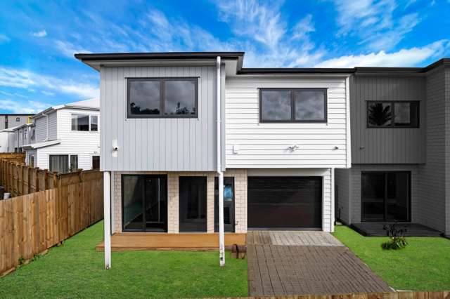 4/8 Friesian Drive Mangere_3