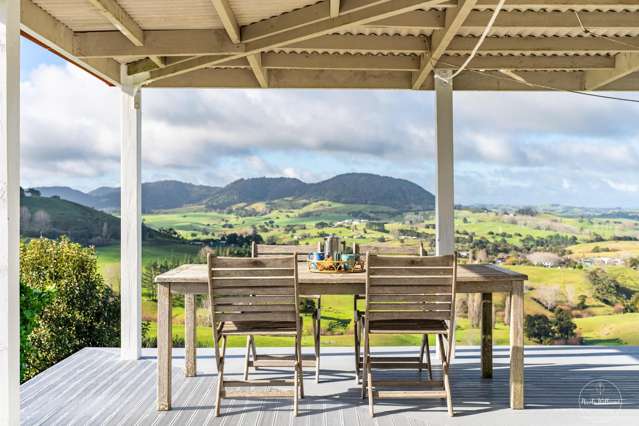 5 Acres, Big Views, Family-Friendly Lifestyle