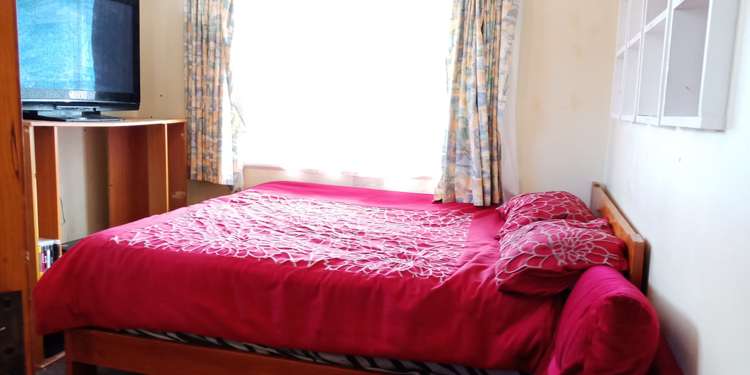 5 Moore Street Featherston_8