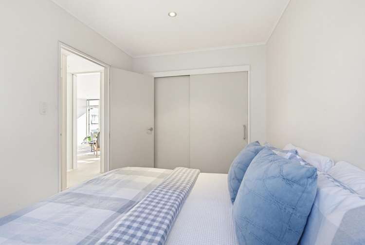 2B/19 Maida Vale Road Roseneath_19