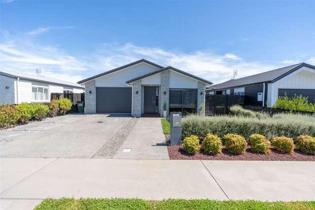 21 Probert Crescent Chartwell_1