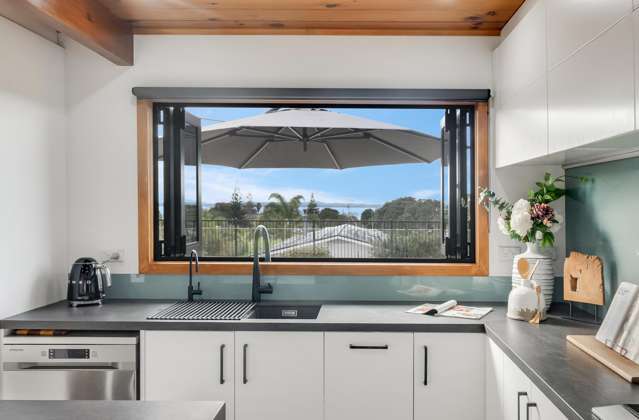 14a Mccrystal Avenue Bucklands Beach_3