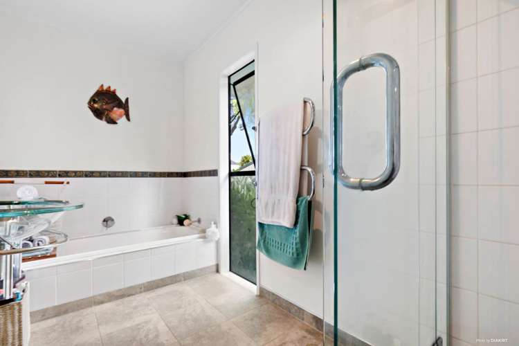 2/7 Cresta Avenue Beach Haven_13