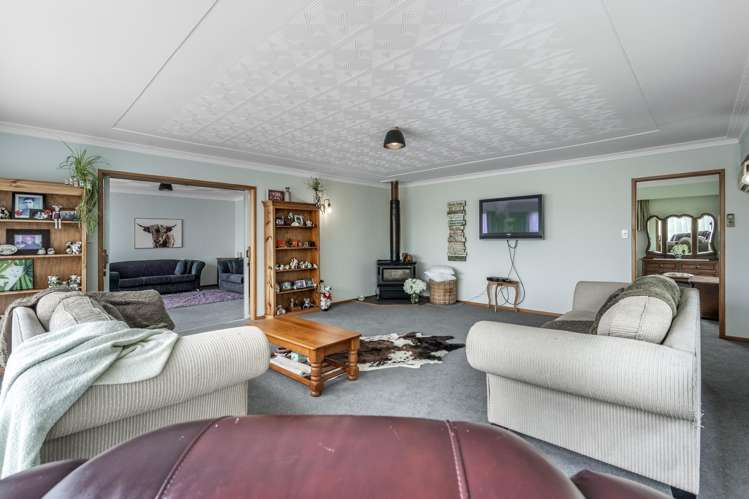 11 Elm Crescent Gladstone_2