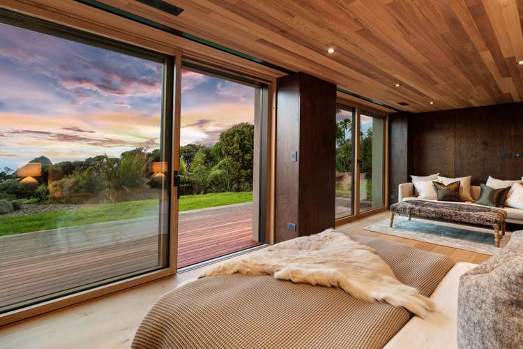 124a Seaview Road Piha_13