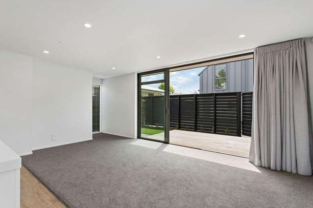 33 Oxley Avenue St. Albans_3