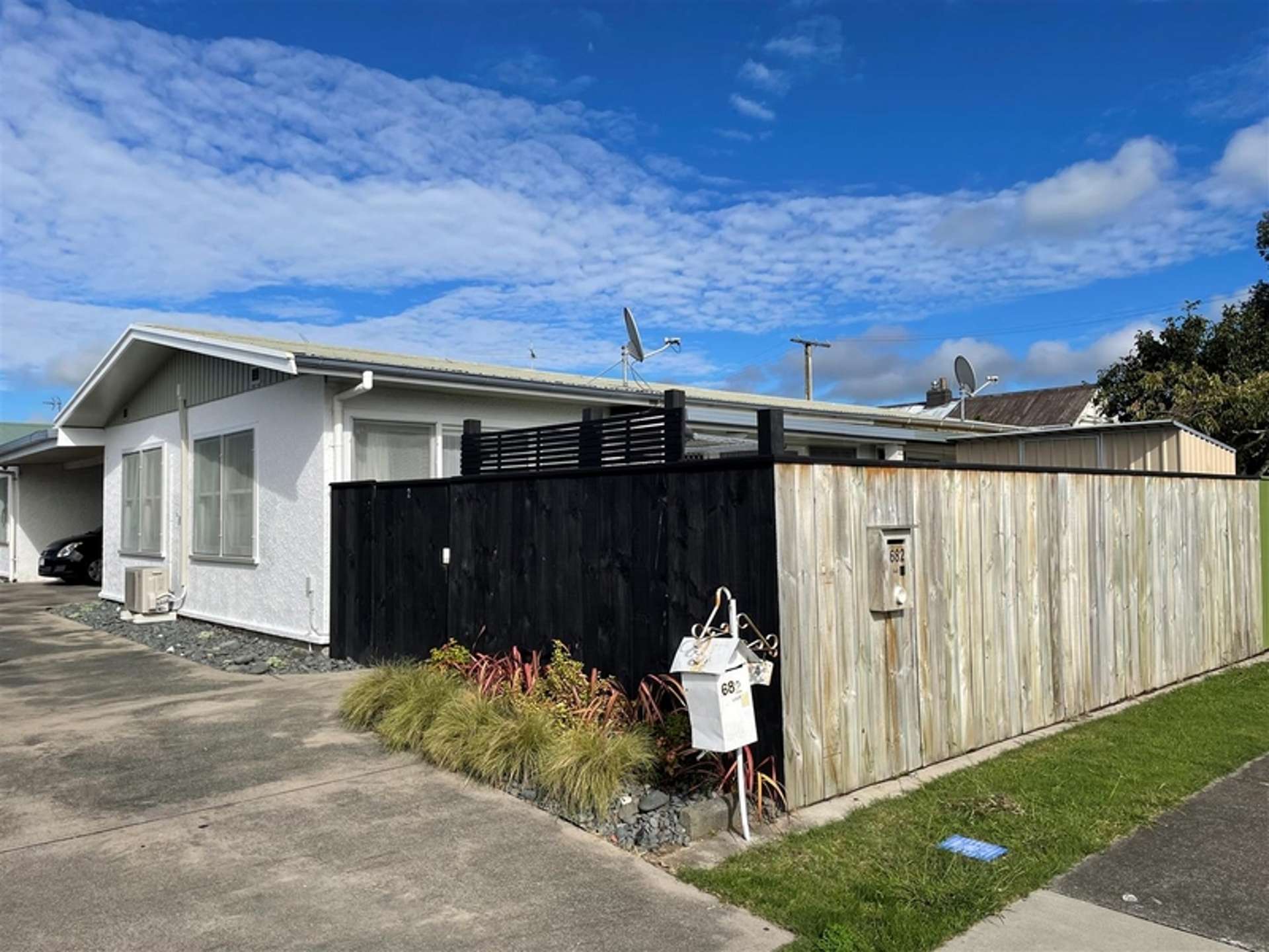 2/682 Abderdeen Road Te Hapara_0