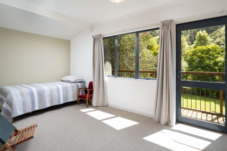 22 Tirimoana Terrace Anakiwa and Surrounds_10