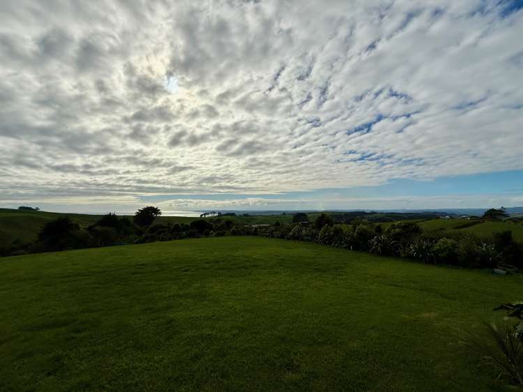 669A Te Hutewai Road Raglan_41