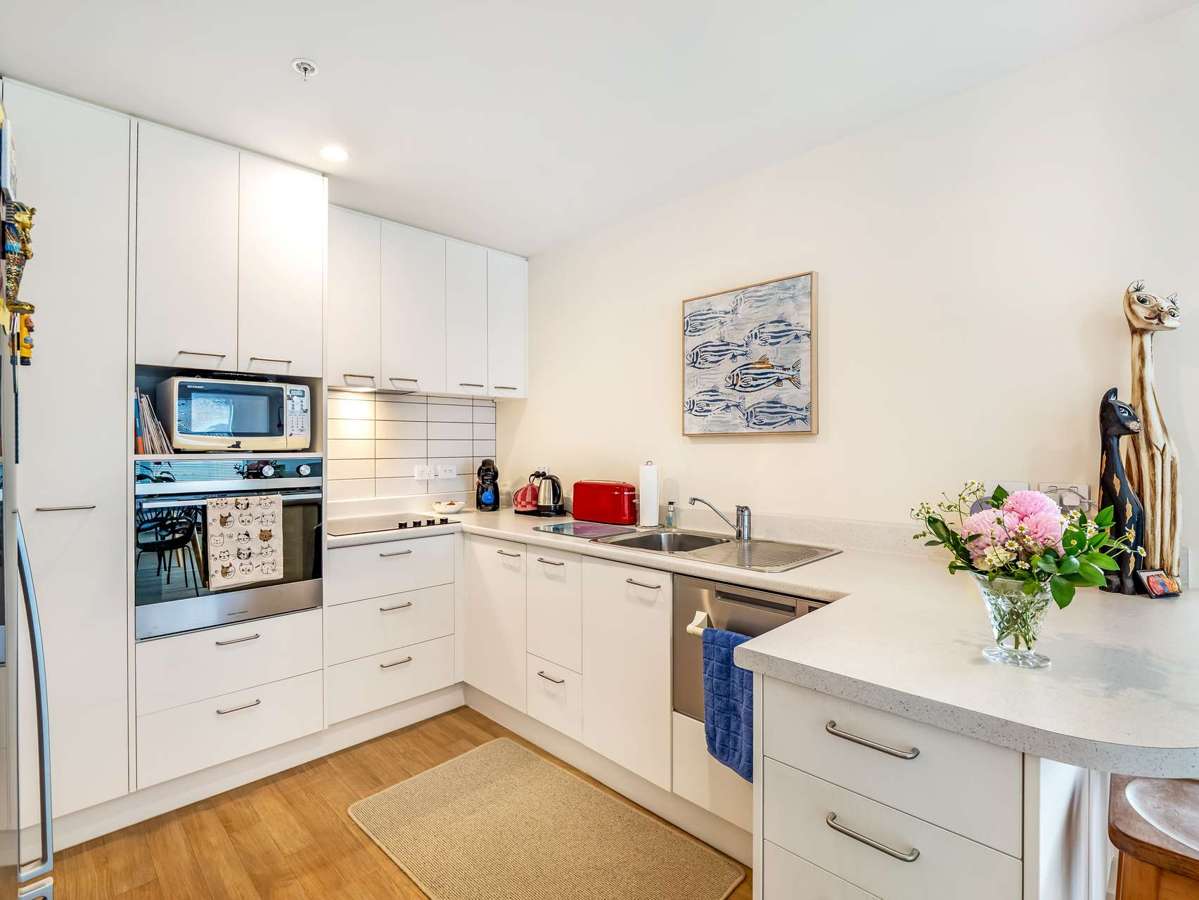21b/208 Swanson Road_1