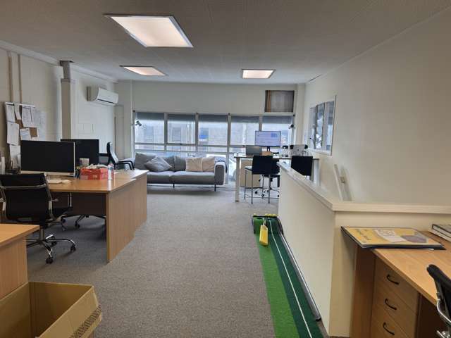 2/8 Ashfield Road Wairau Valley_3