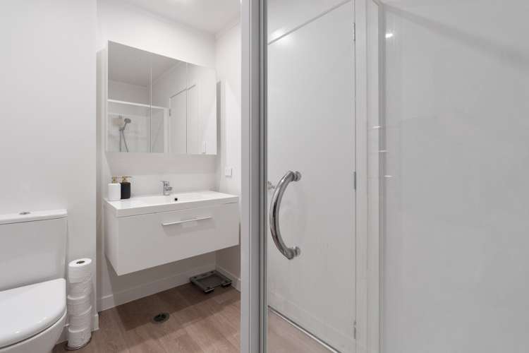 6/2 Brandon Road Glen Eden_7