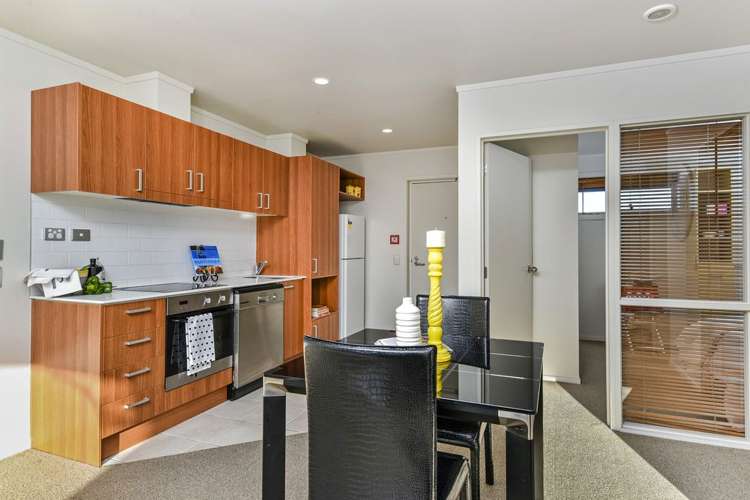 2c/4 Kell Drive Albany_5