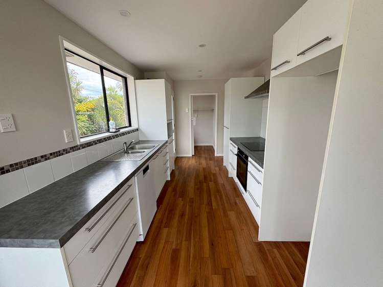 2 Giles Place Shirley_3