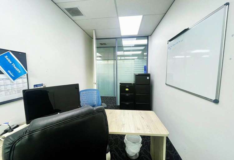 61 Saint Lukes Road Mt Albert_2