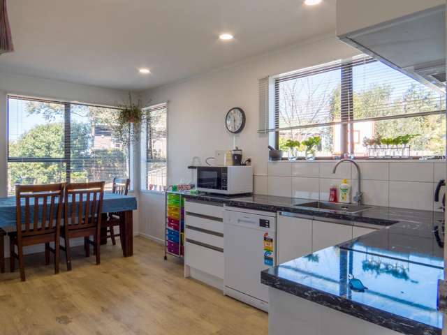 64 Fishermans Drive Coastlands_1