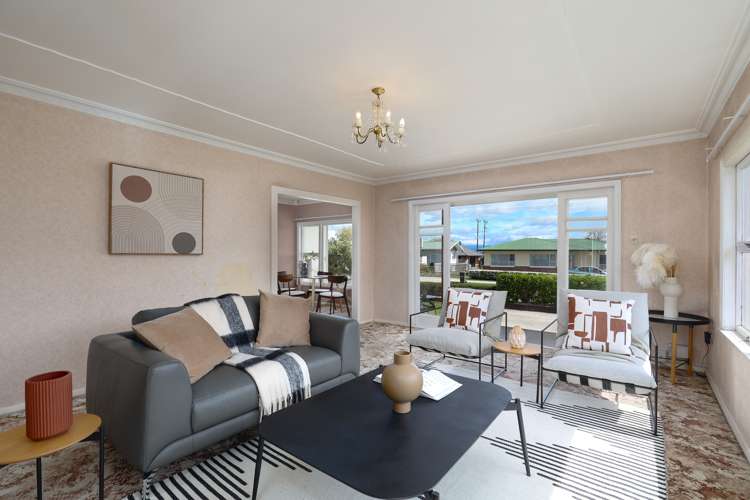 23 Neale Avenue Stoke_5