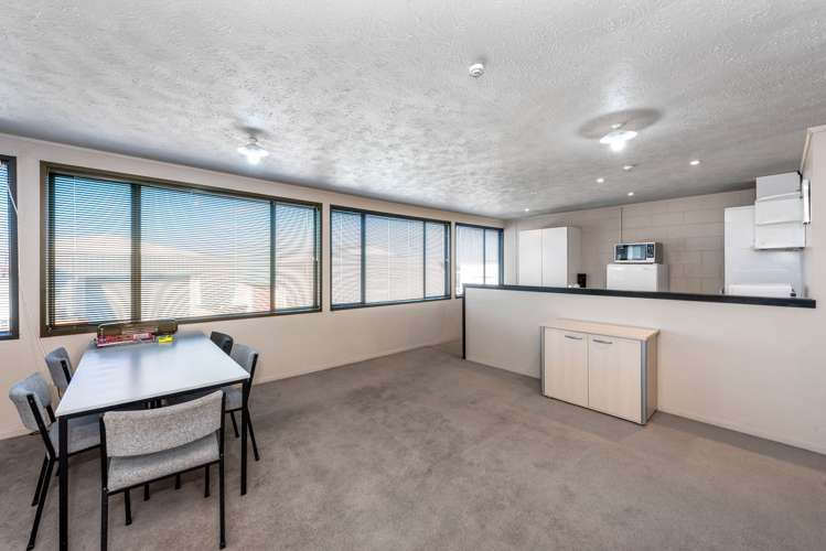 Units A and B/5 Andromeda Crescent East Tamaki_9