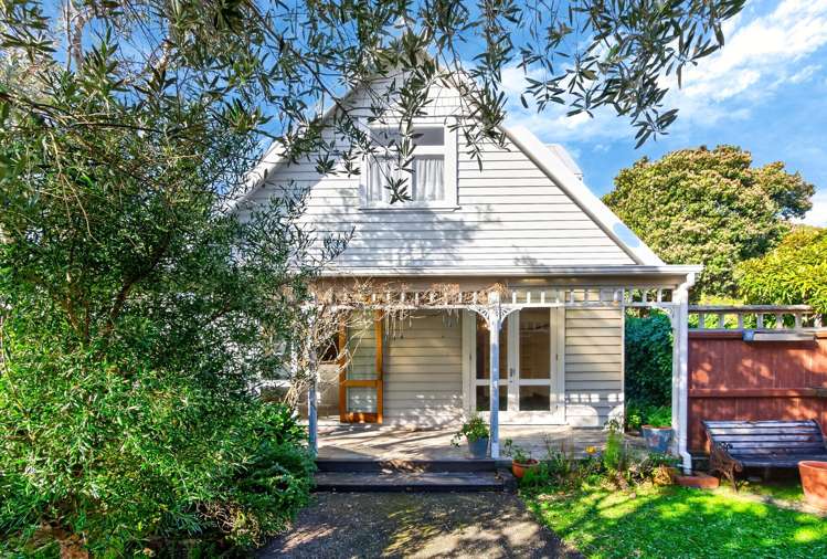 44 Oroua Street Eastbourne_22