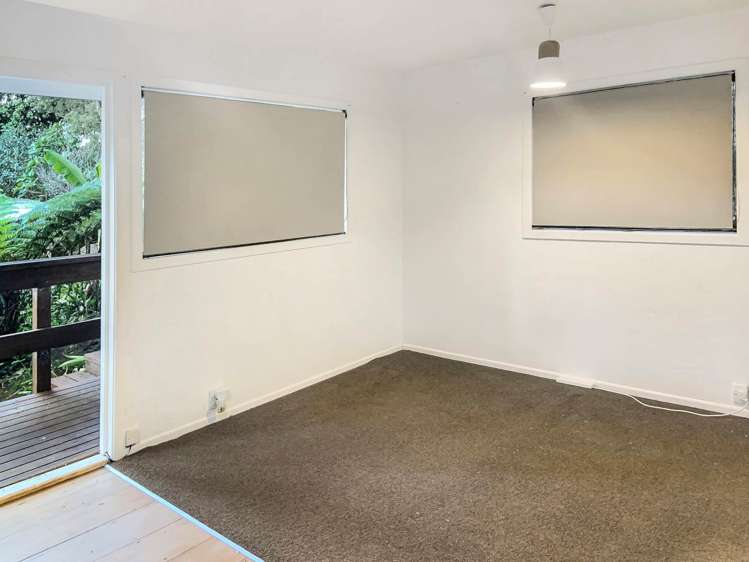 35 Western Road Laingholm_6