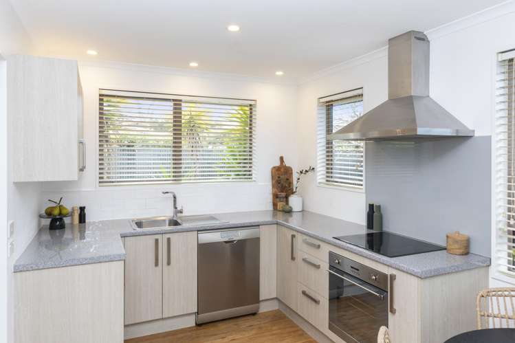 2/28 Oxley Avenue Saint Albans_9