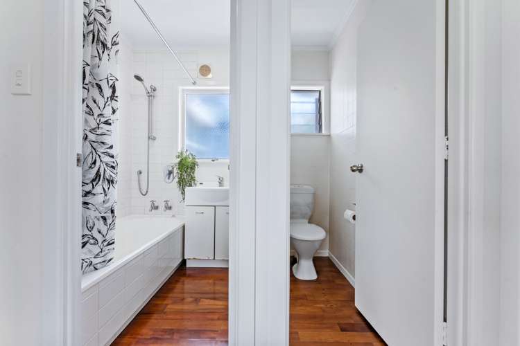 2/174 East Coast Road Forrest Hill_5