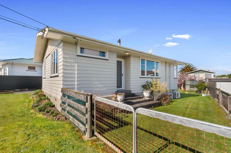 8 Wavell Crescent Lansdowne_12