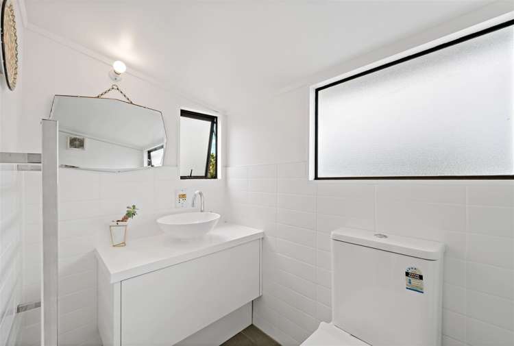 1/20 Lomond Street Takapuna_15