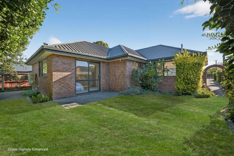 2/8 Fovant Street Russley_21